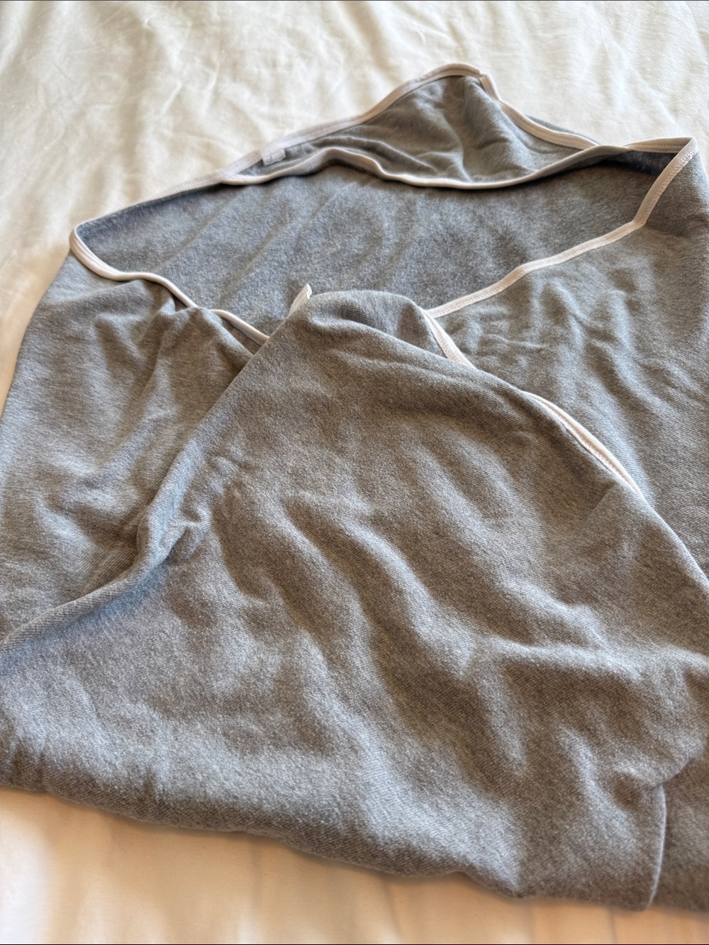 Soft Gray Hooded Bath Towel with Subtle Contrast Trim